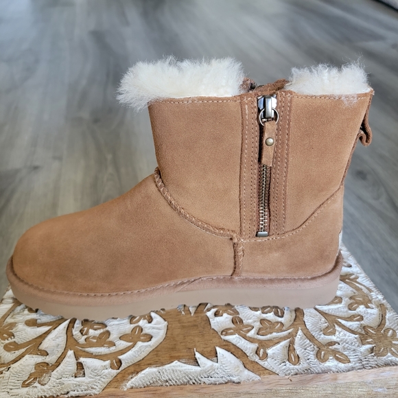UGG Classic Mini Double Zip Suede Boot - Picture 3 of 9